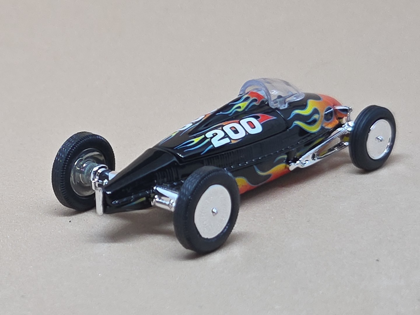 Vintage Racing Belly Tank Flathead V8 Dry Lake Lakester 1/64 Scale Flamed Racer