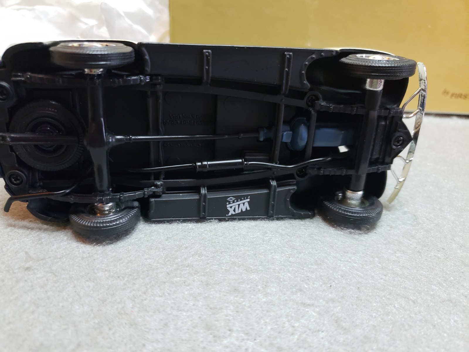 1st GEAR 1939 1999 CHEVY PANEL WIX FILTERS 60TH ANNIVERSARY TRUCK BANK