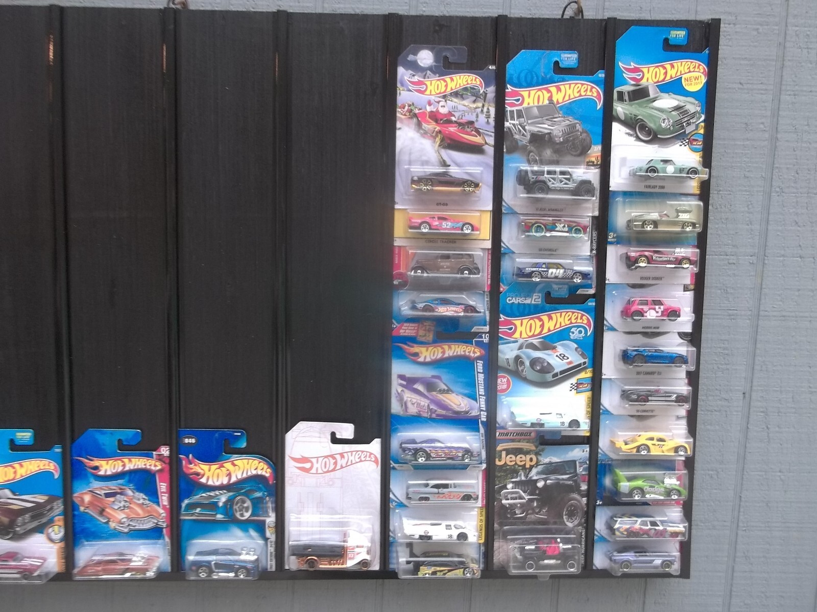 Display for Die Cast Collectables. Holds 100 cars Free Shipping