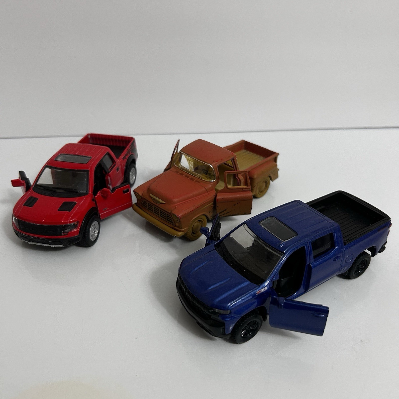 Lot of 3 Die Cast Pickup Trucks 1:43 1:46 1:32 + Random 3 Hotwheels 1:64 Trucks