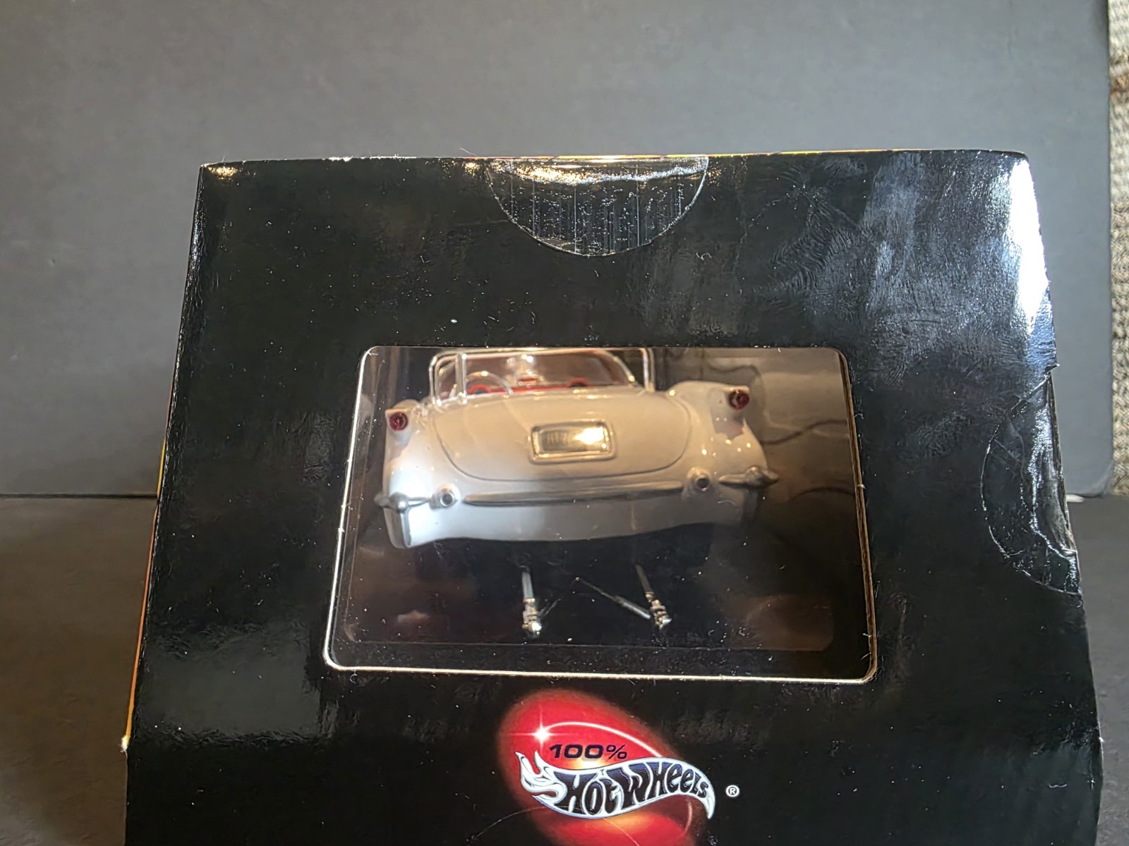 Hot Wheels 1:18 Limited Edition 53 Pro Street Corvette Modified White