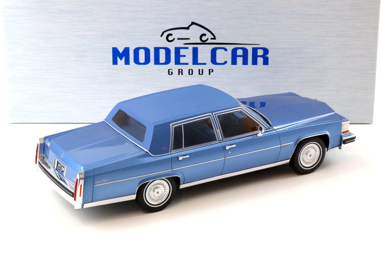 1:18 MCG 1982 Cadillac Fleetwood Brougham Blue Metallic Diecast Model Car