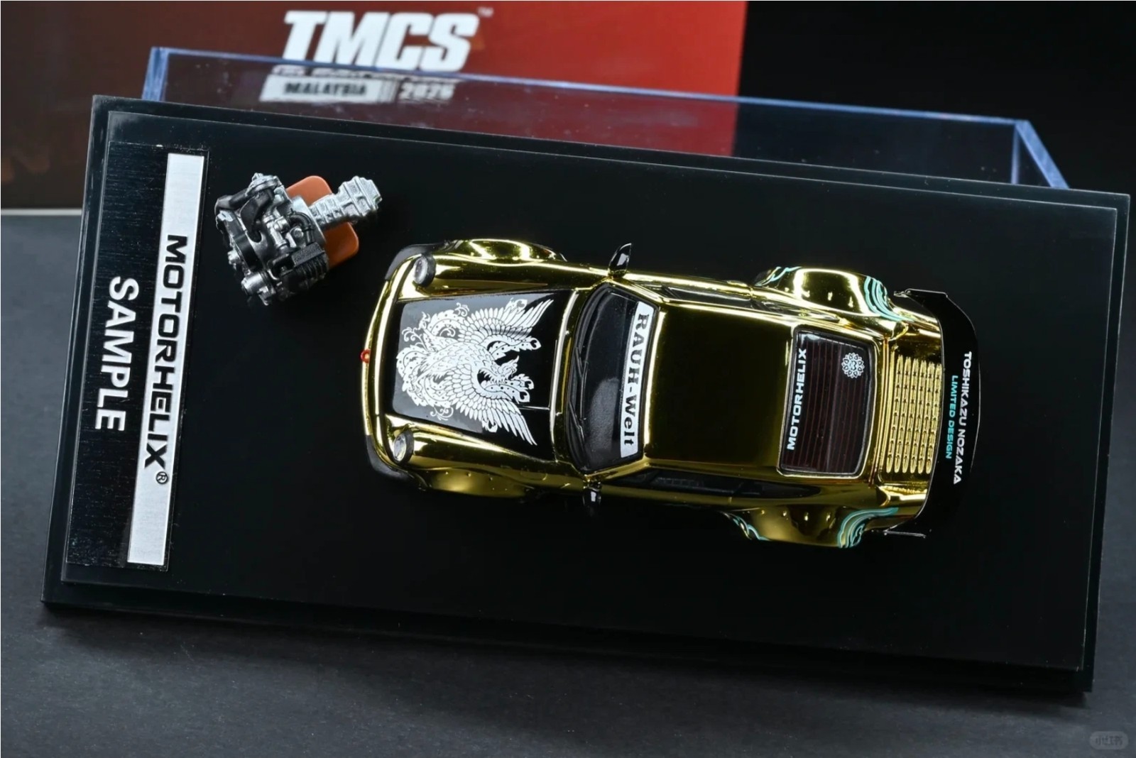 MOTORHELIX 1:64 RWB 964 Silver-Fenix Gold Chrome Toshikazu Nozaka Art