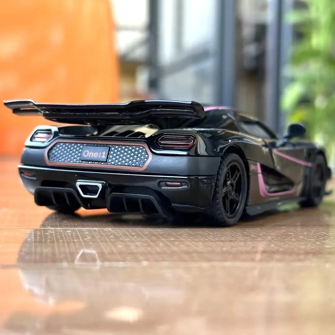 1:32 ONE-1 Alloy Diecast Model Car – Light Sound Toy Supercar Gift