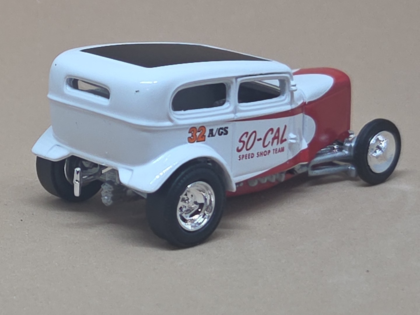 So Cal Speed Shop ’32 Ford Vicky Flathead V8 Dragster 1/64 Scale Limited Edition