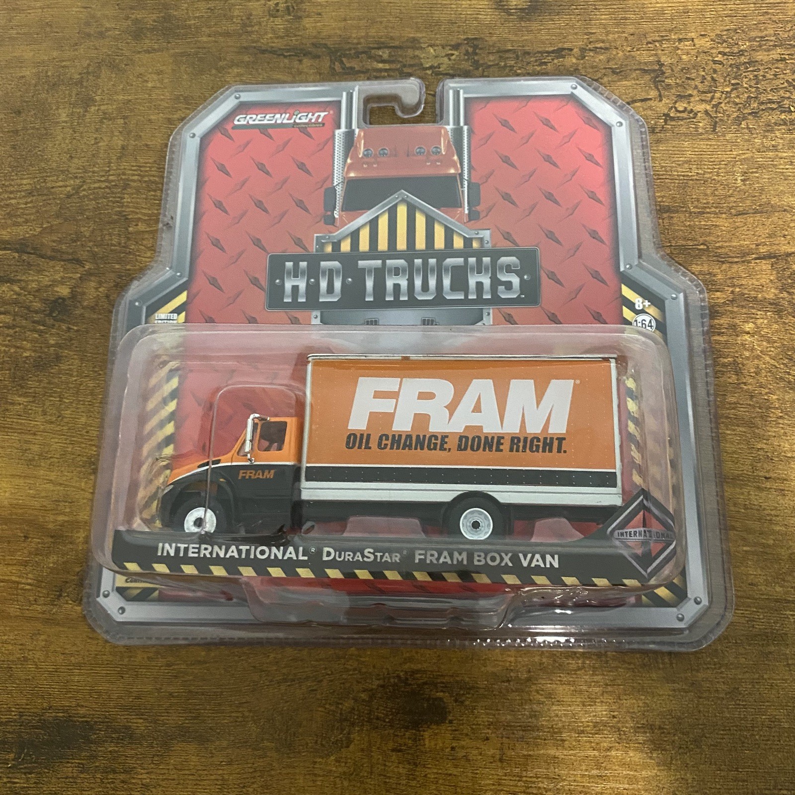 New Greenlight H.D. Series 16 International DuraStar Fram Box Van 1:64 LE In box