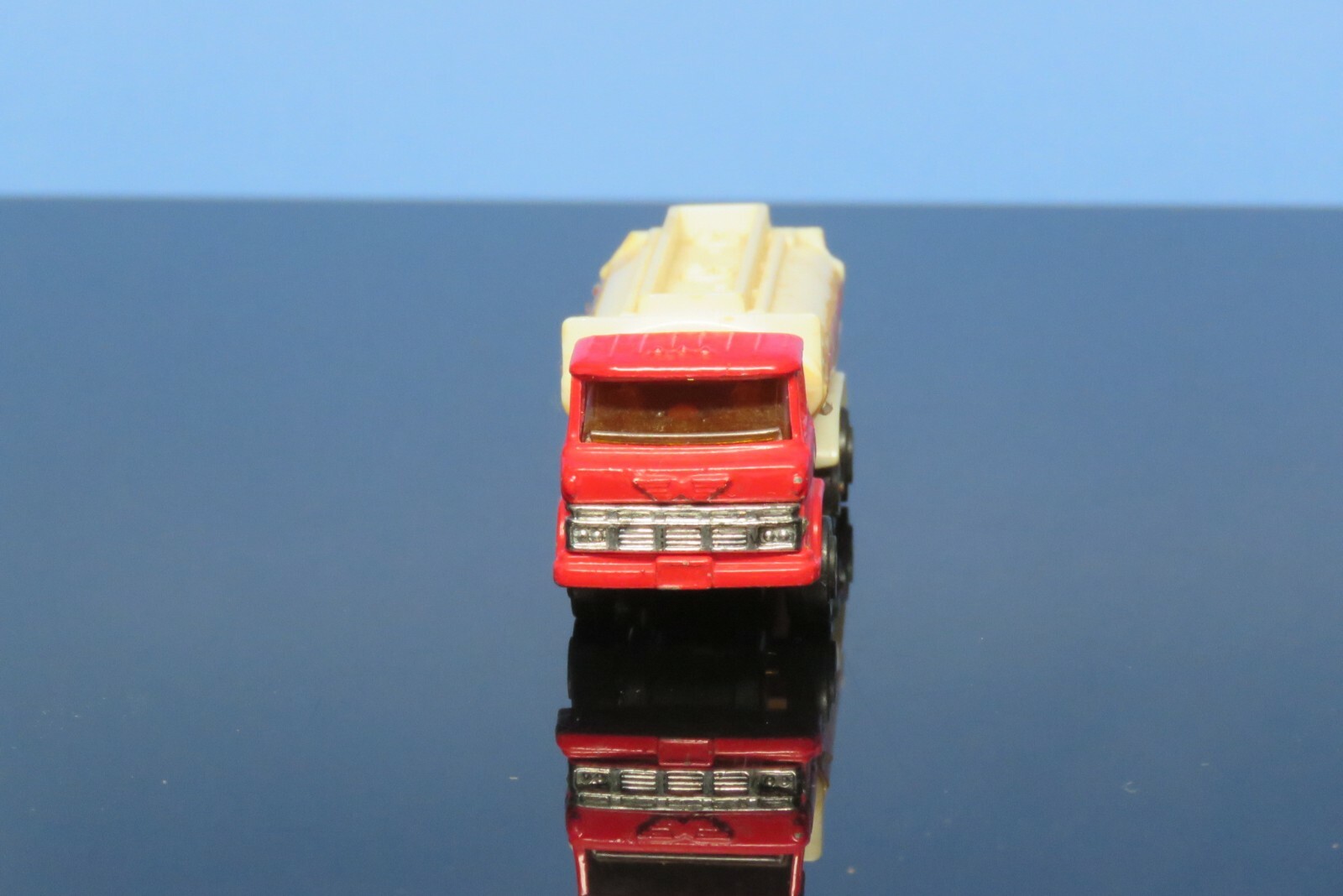 Red Oil Tanker Truck Diecast Cab and Frame Plastic Tank Approximately 3″ Long