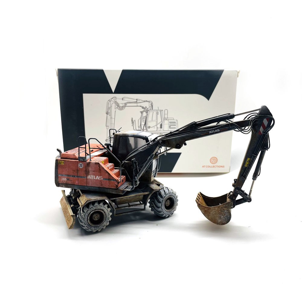 1/32 Scale At Collection Atlas 185W Wheeled Excavator Muddy Version Nokian Tyres