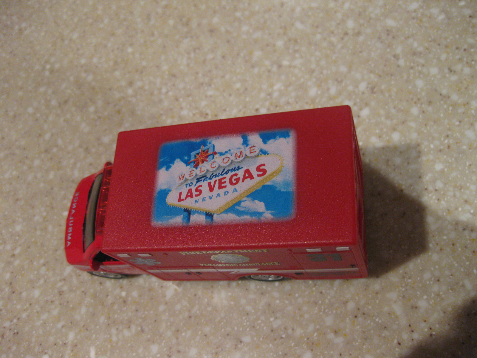 LAS VEGAS FIRE DEPTARTMENT RED AMBULANCE 5″ DIECAST PLASTIC PULLBACK ACTION