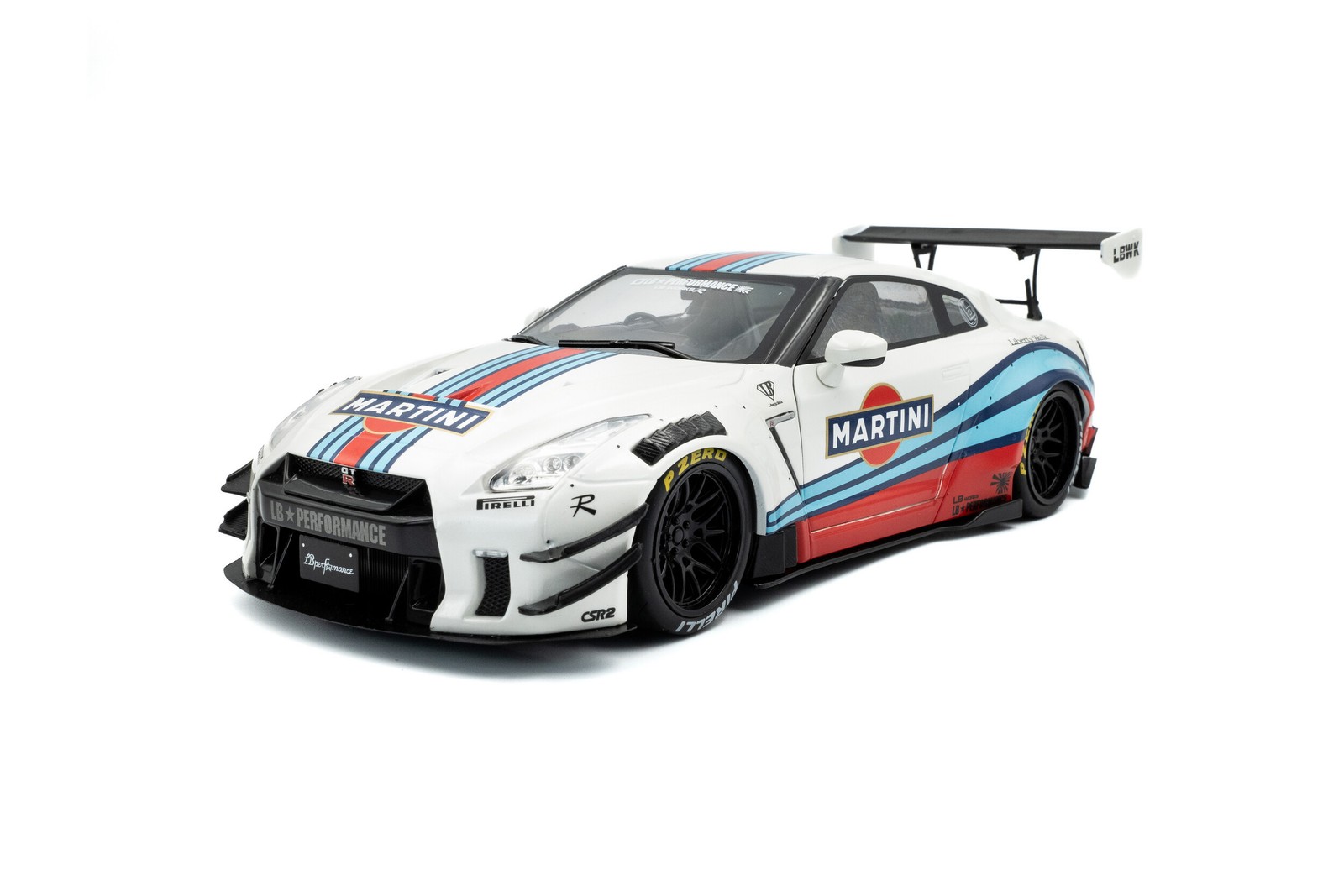 2024 NISSAN GT-R (R35) LIBERTY WALK BODY KIT 2.0 WHITE 1/18 SOLIDO S1805819