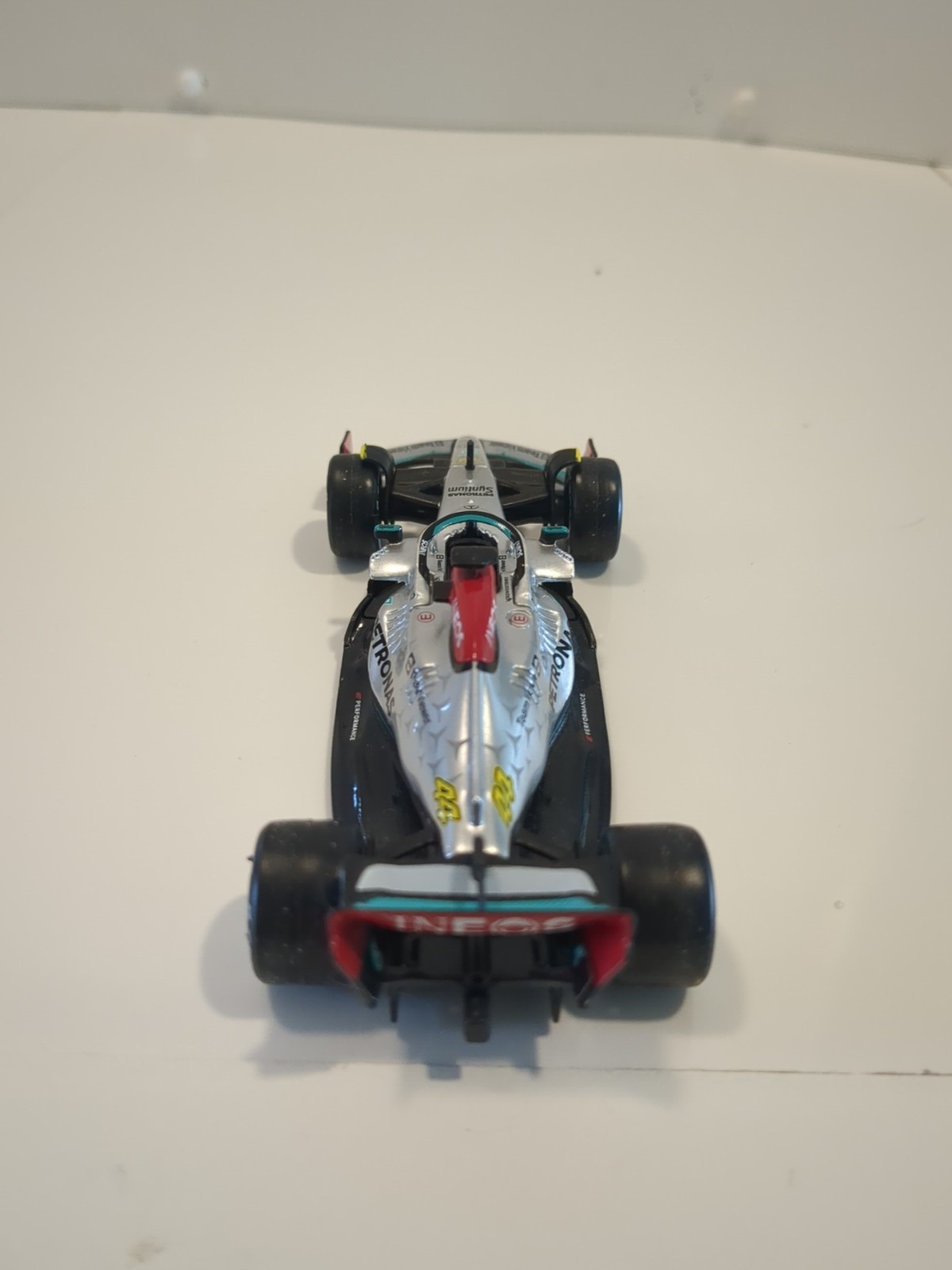*LOOSE* Bburago 2022 F1 Formula One Mercedes AMG Lewis Hamilton 1/43