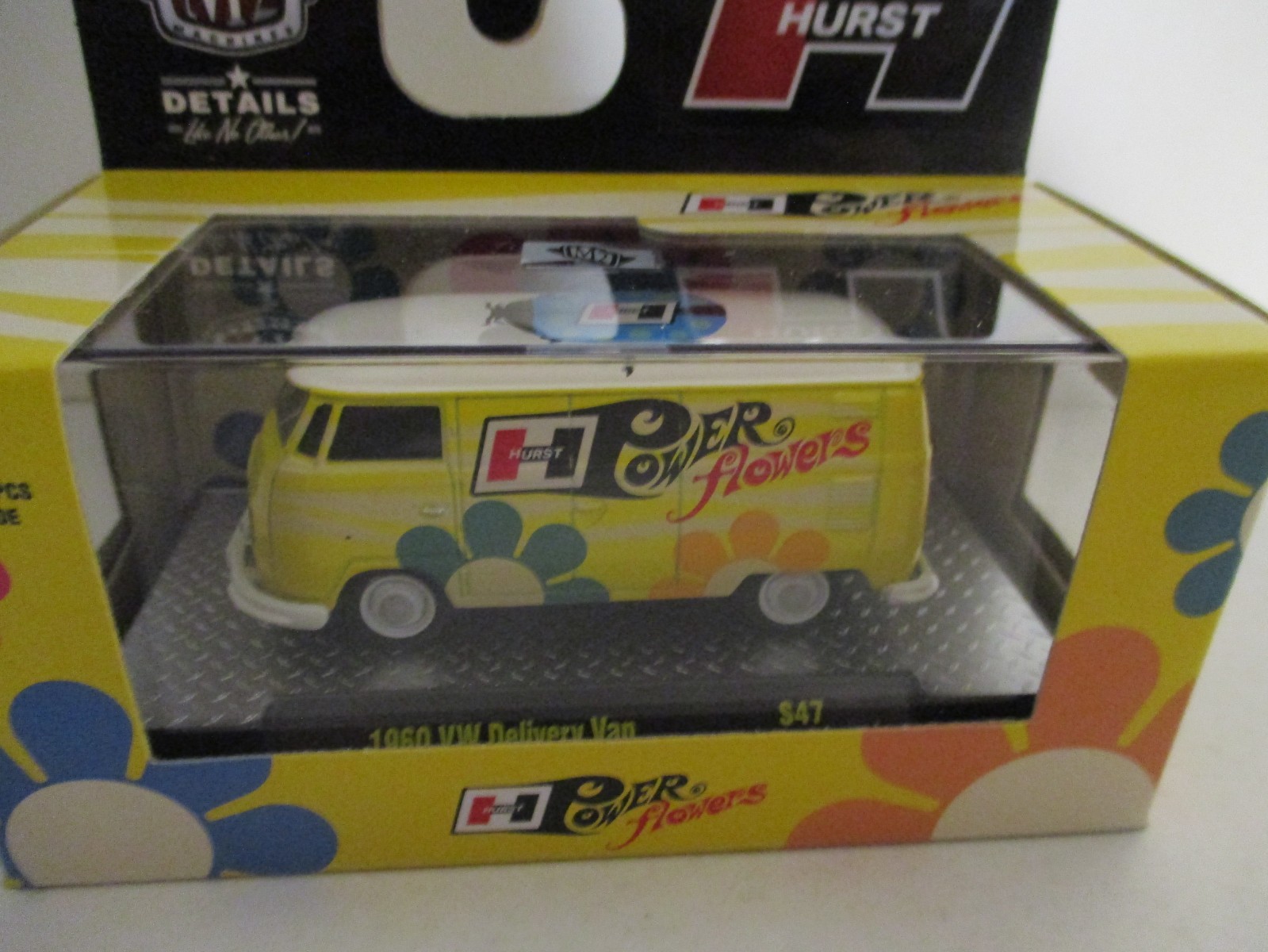 M2 Machines Hurst Power Flower S47 1960 Volkswagen Delivery Van 1:64 2022 MISB