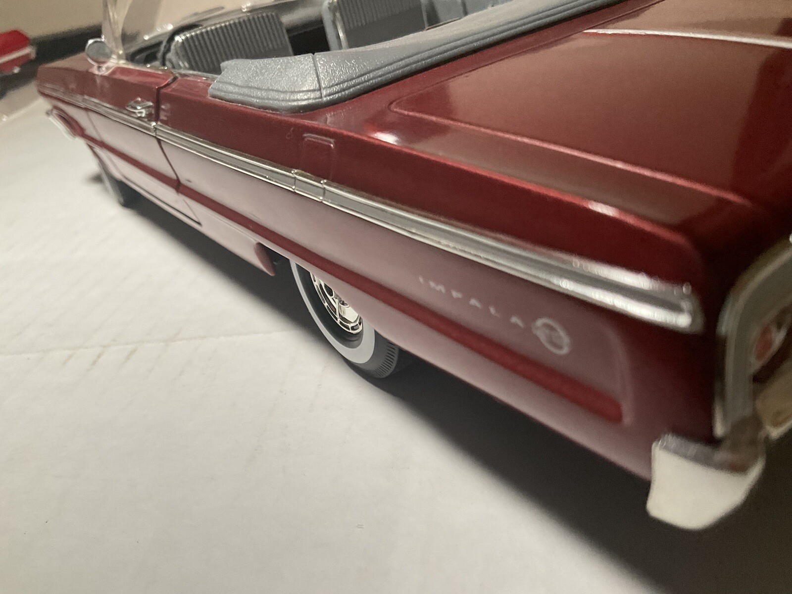 ERTl 1/18 1964 Impala Convertible SS. Plum Red, No BOX, Good Condition