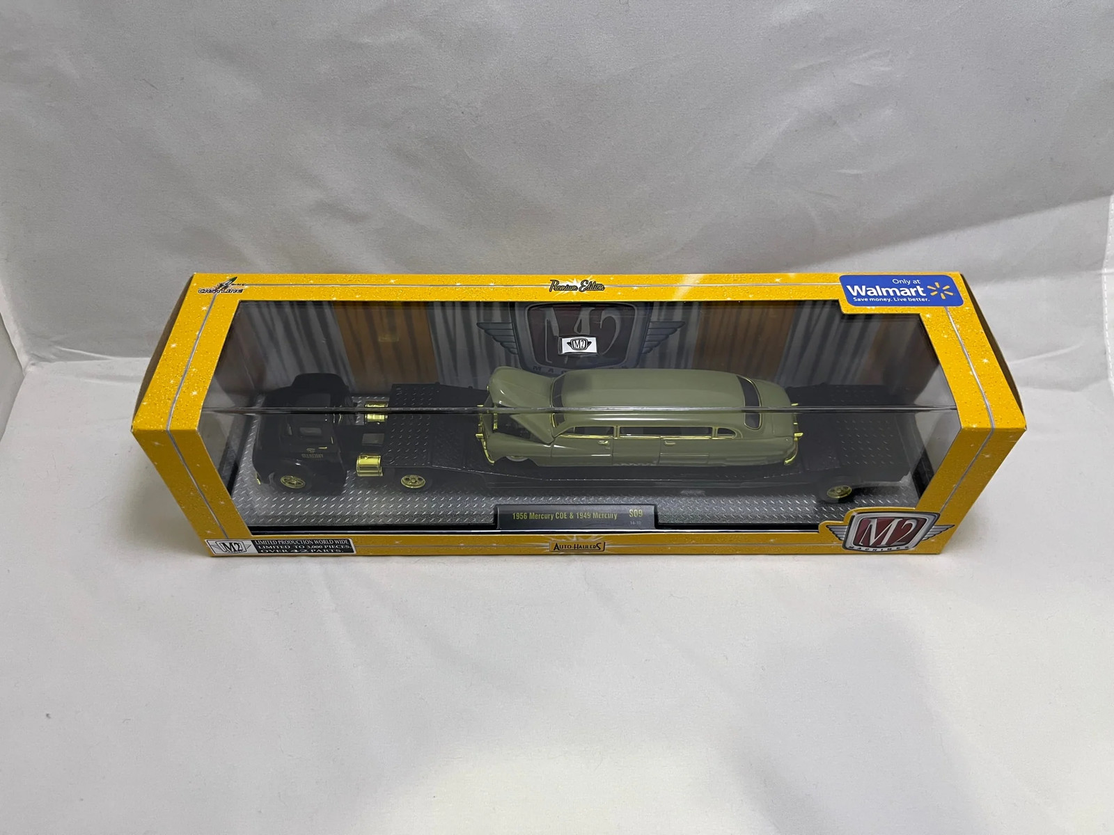 # 01037 – M2 Walmart Father’s Day Chase Hauler – 1 Pc.