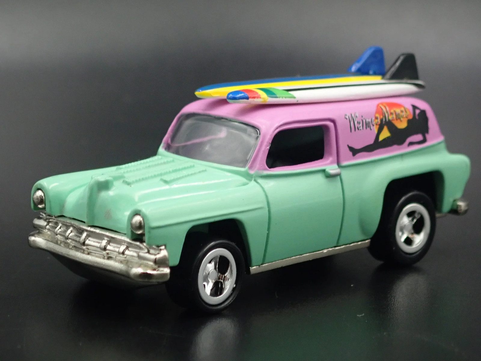 1954 54 CHEVY CHEVROLET PANEL TRUCK SURF 1:64 SCALE DIORAMA DIECAST MODEL CAR
