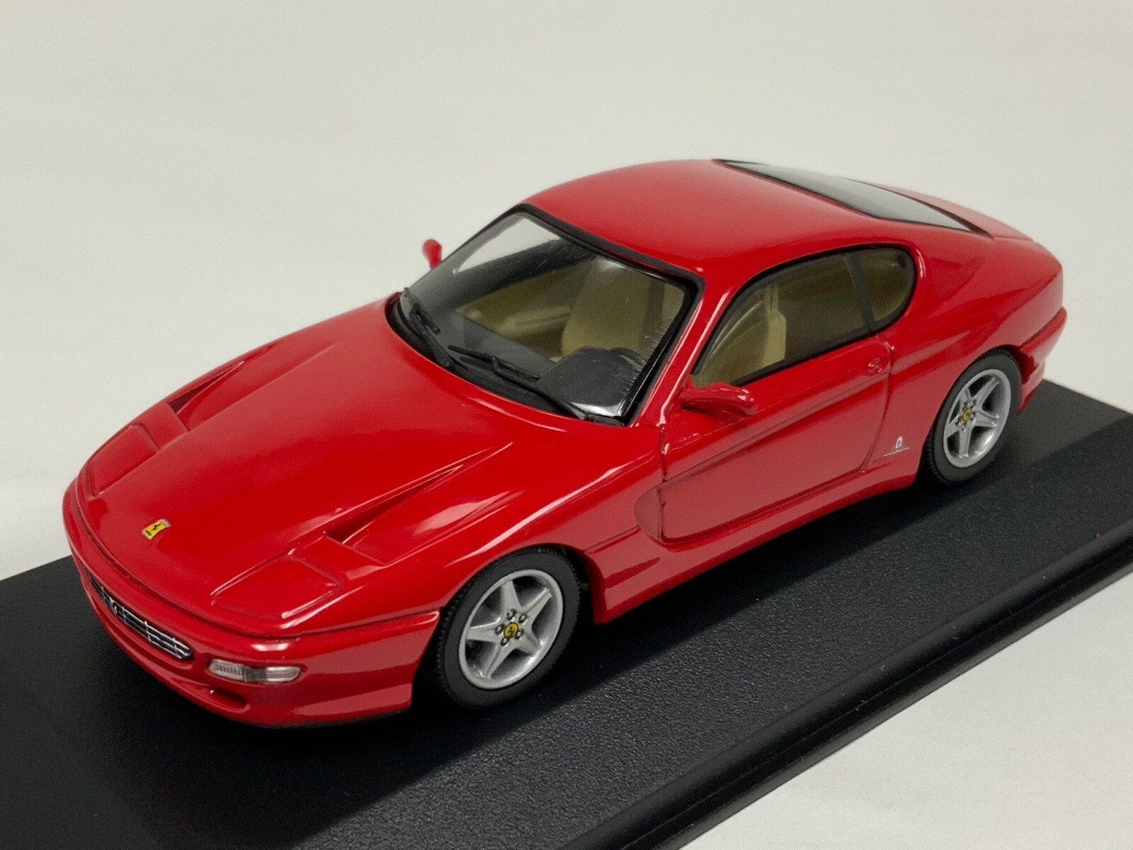 1/43 Minichamps Ferrari 456 GT in Rosso Corsa Red MIN 072400