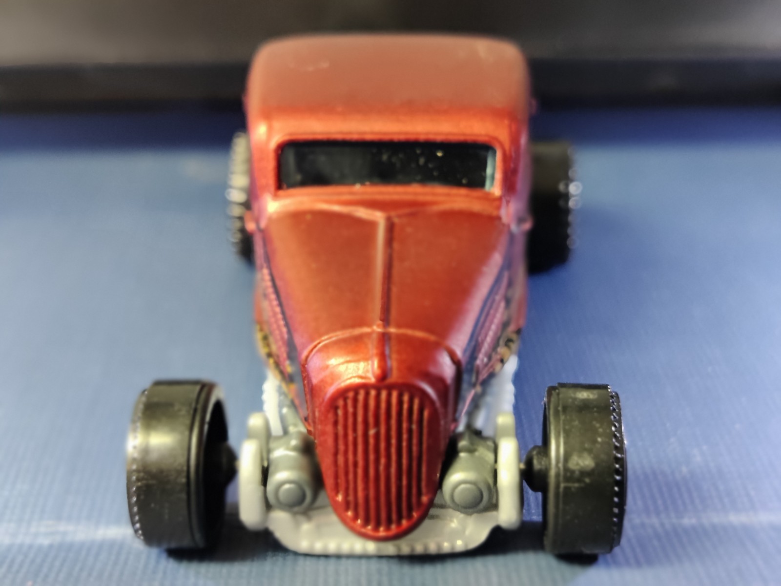 Matchbox MBX Highway II Flat Satin Red 1933 FORD COUPE Hot Rod ~ LOOSE