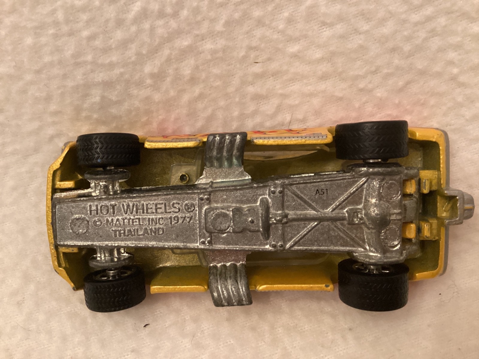 Hot Wheels ~ Drag Strip Demons ~ Dodge Challenger w/Real Riders ~ Gary Densham
