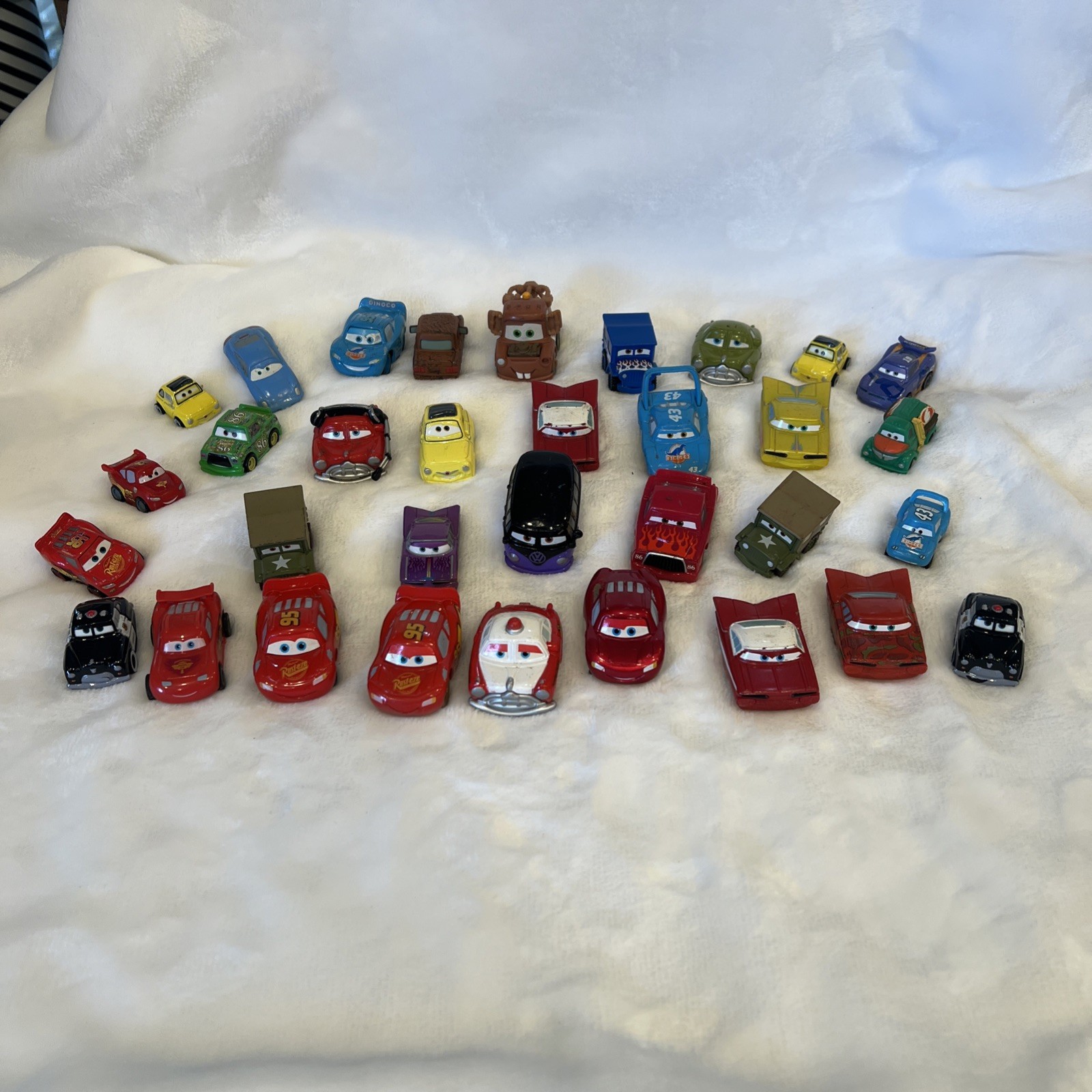 Disney Pixar Cars Mini Racers Diecast Mattel Lot of 33 – 1:87 Scale Played With