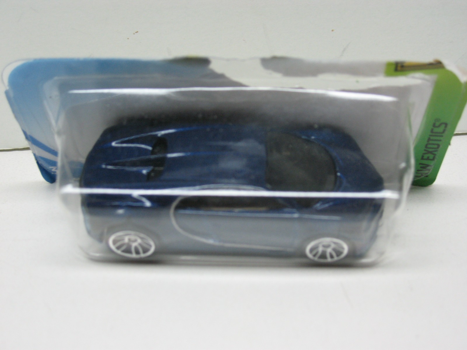 NEW FOR 2019 HOT WHEELS HW EXOTICS ’16 BUGGATI CHIRON AS PICTURED