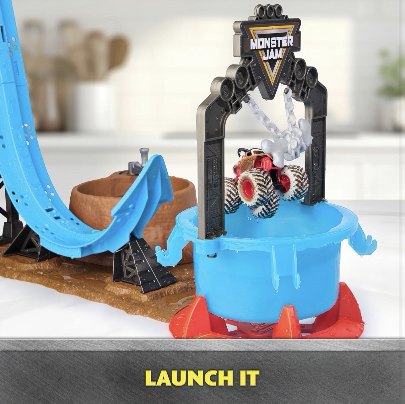 Monster Jam Mud Blasters DUNK TANK + EXCLUSIVE Monster Mutt Dalmatian NEW