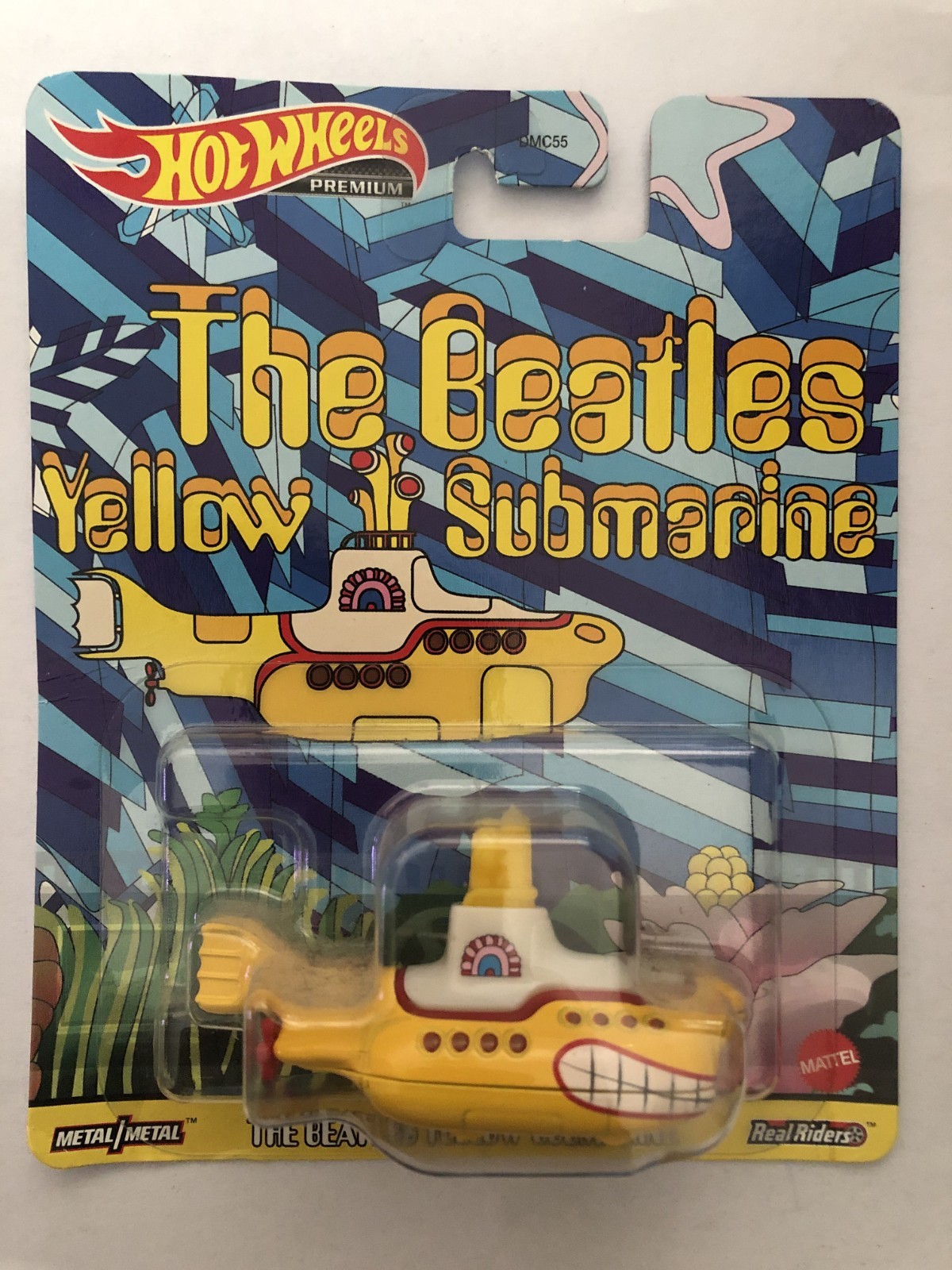 Hot Wheels Retro Entertainment The Beatles Yellow Submarine