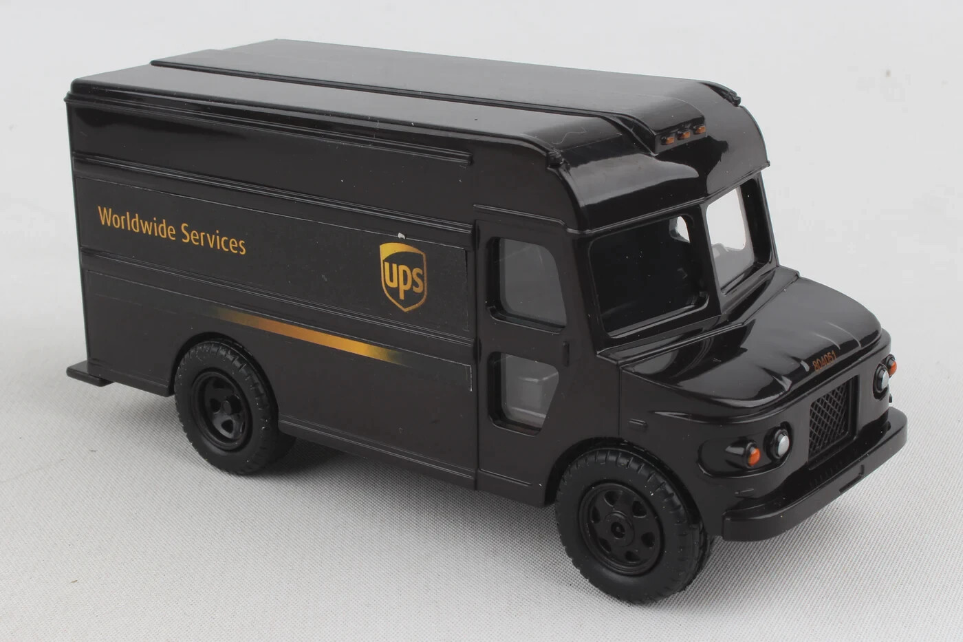 UPS 5.5″ Package Truck Daron Toys Plastic Pullback Action