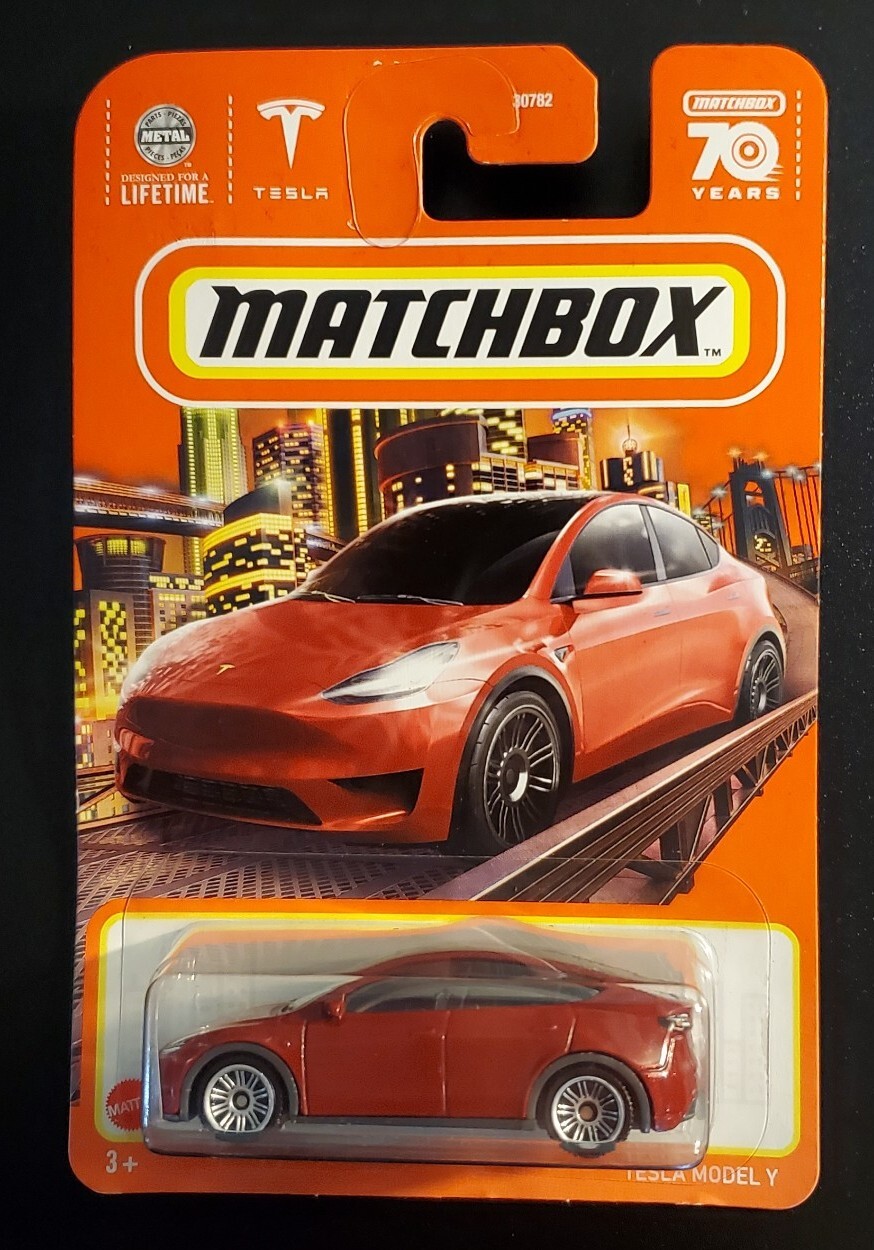 Matchbox MBX City TESLA MODEL X,Y ROADSTER Mixed set of 8 cars NEW on card