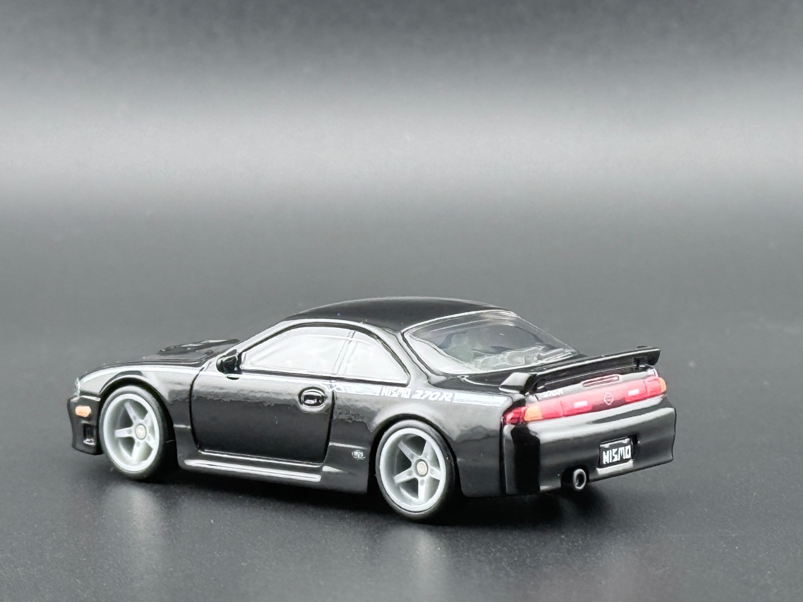 Hot Wheels 1994 Nismo 270R S14 Modern Classics FPY86-961S 1/64