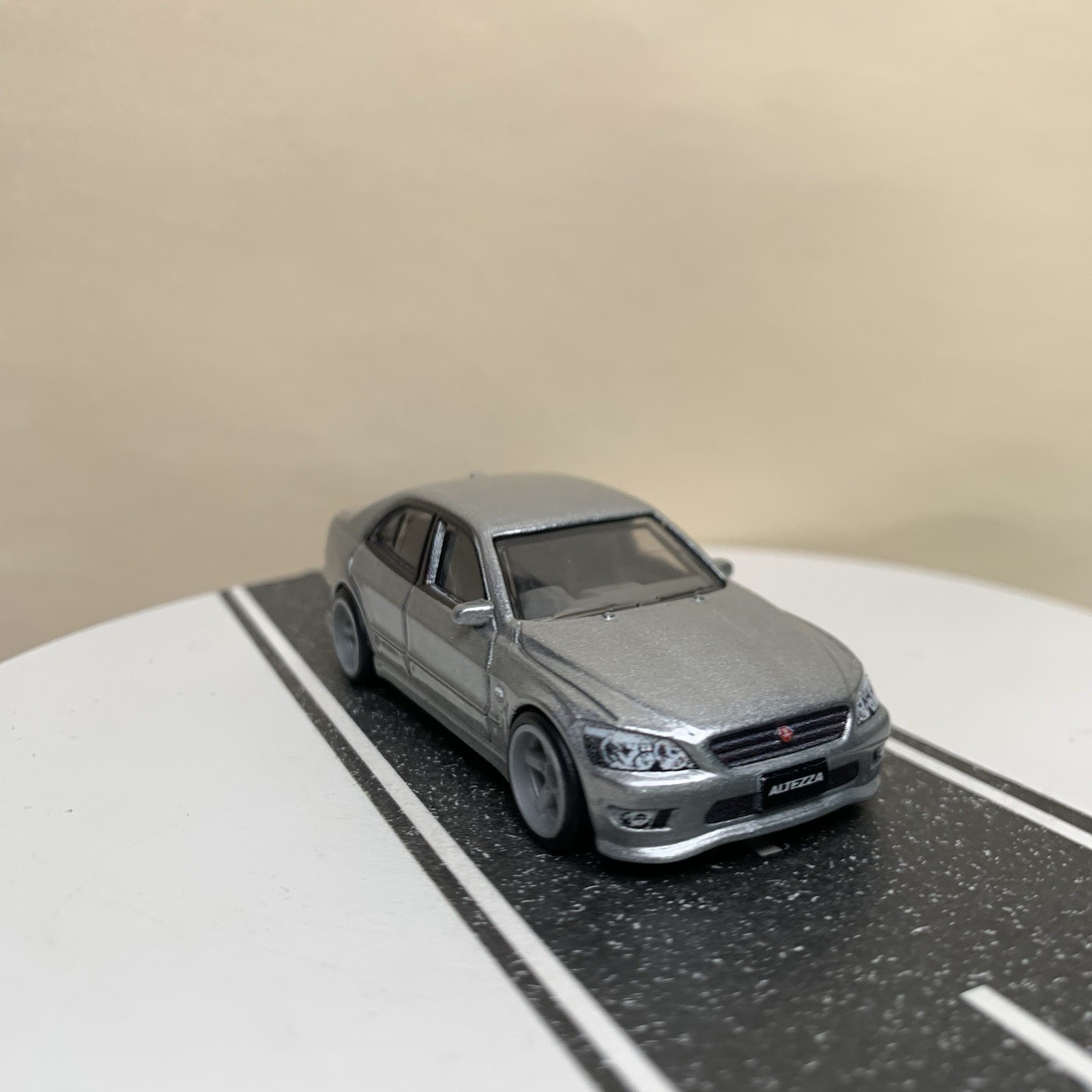 Hot Wheels Premium Modern Classics ’98 Toyota Altezza Lexus IS300 Silver 1:64 NM