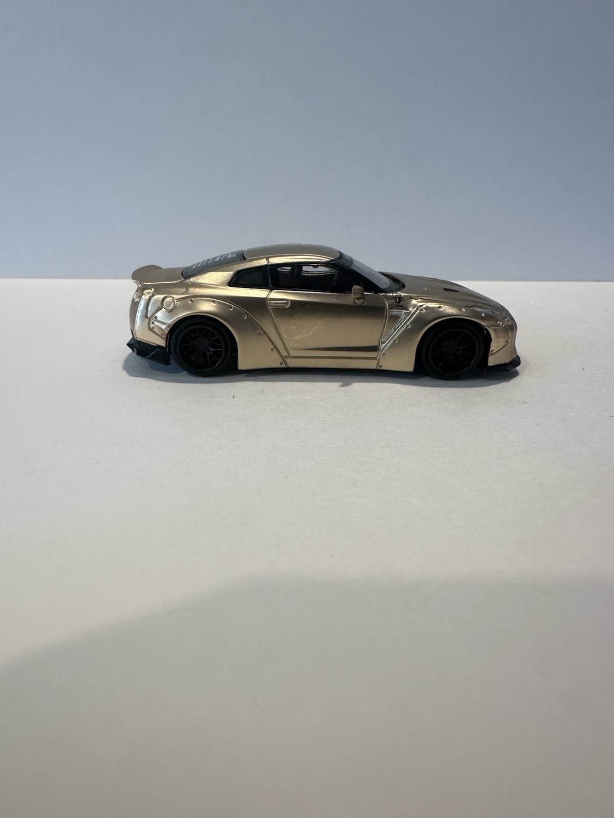 Mini GT R35 GTR Matte Gold 1/64 Liberty Walk