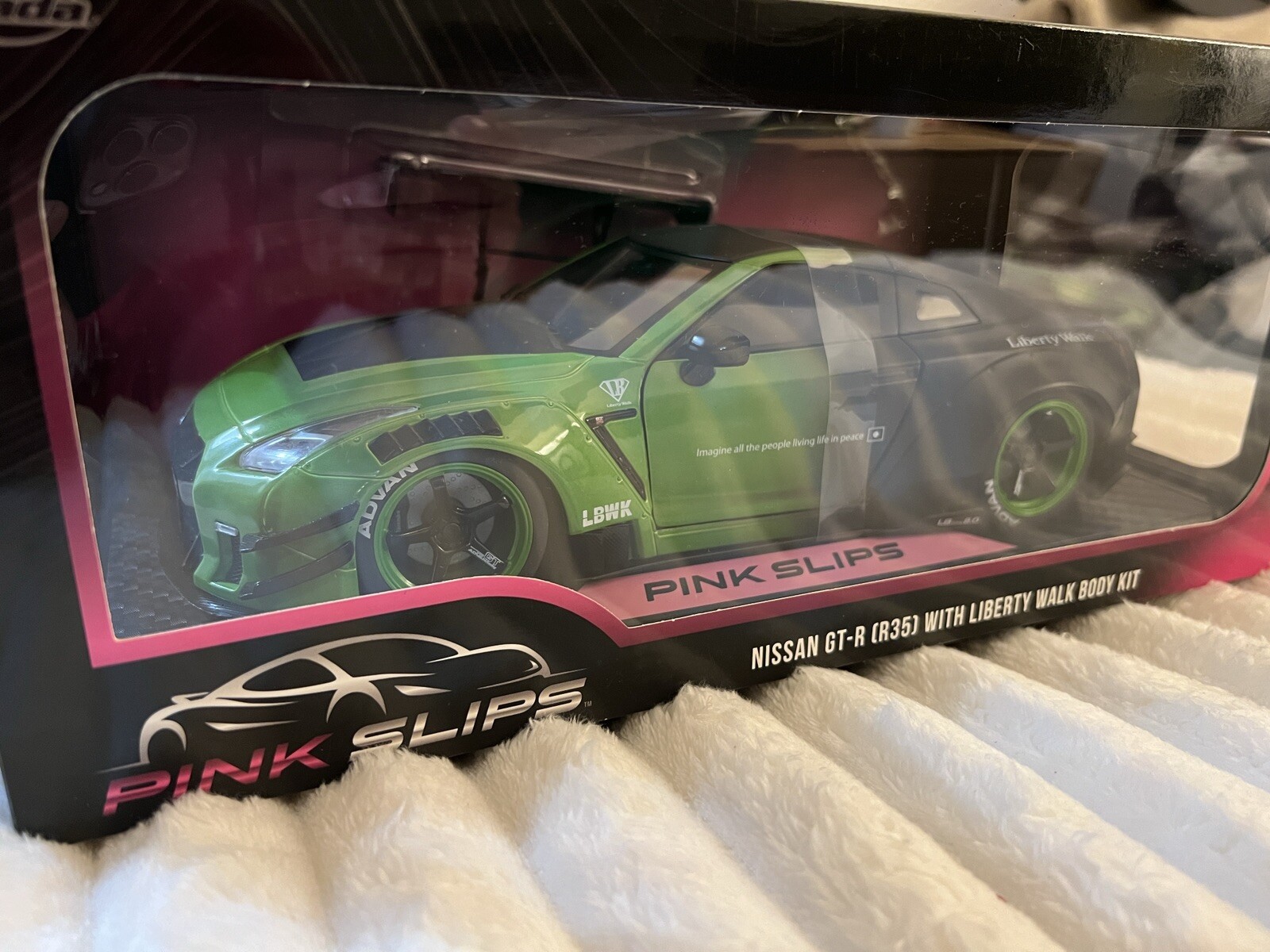 2024 Jada Pink Slips Nissan GT-R (R35) With Liberty Walk Body Kit 1/18 Scale JDM