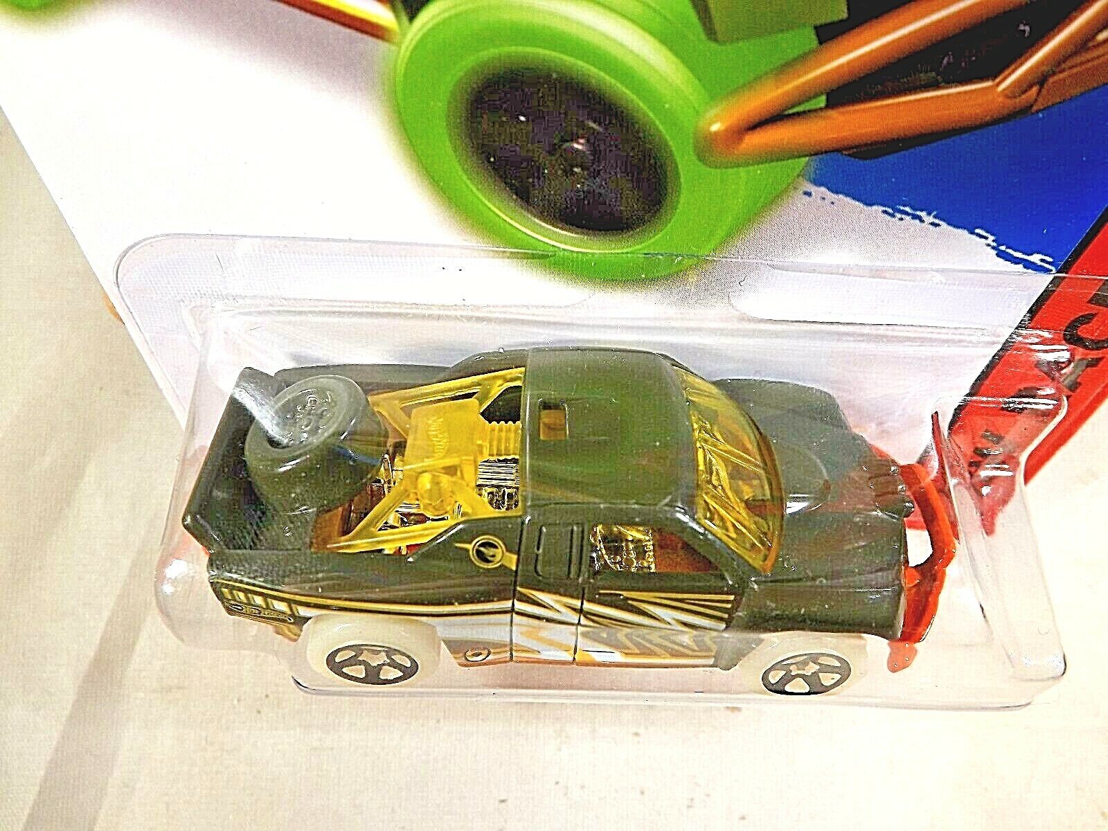 2014 Hot Wheels Treasure Hunt #184 HW Race-NightStorm OFF TRACK Green w/GlowWhls