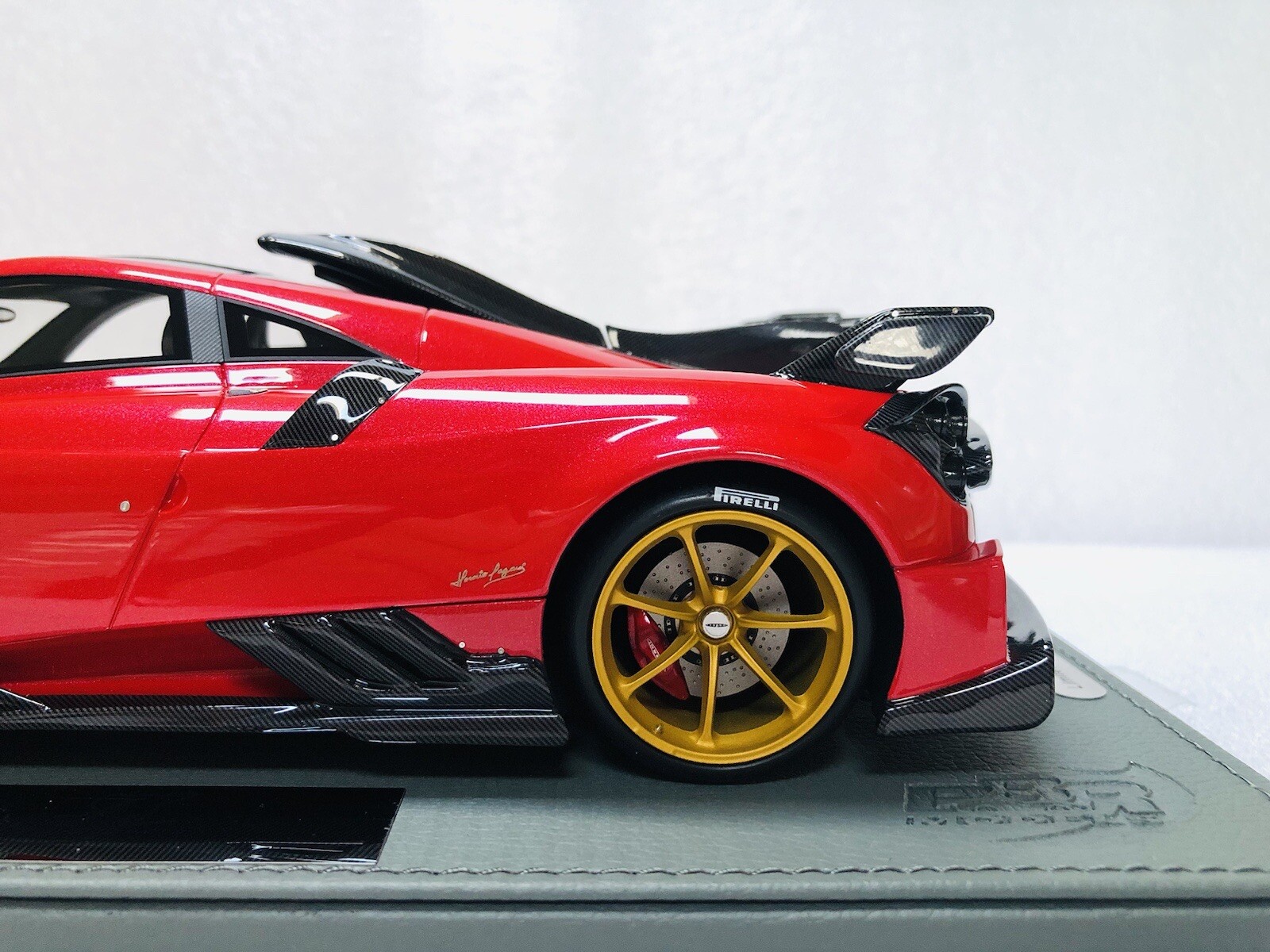 1/18 BBR Pagani Imola Azalea Red Metallic Limited 140 pcs with display case