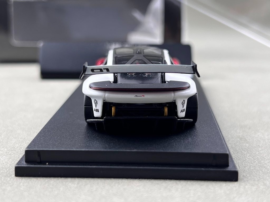 Karium 1:64 Red Mission R #1 Sports Model Diecast Display Car Quick delivery