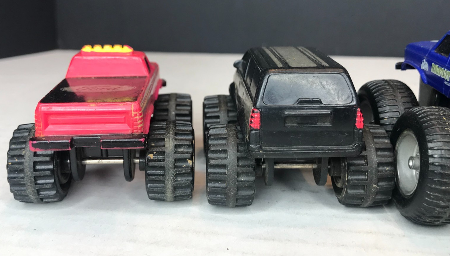 1987 McDonald’s Bigfoot, Ms Bigfoot, & Shuttle 4×4 Ford Monster Truck Van Lot