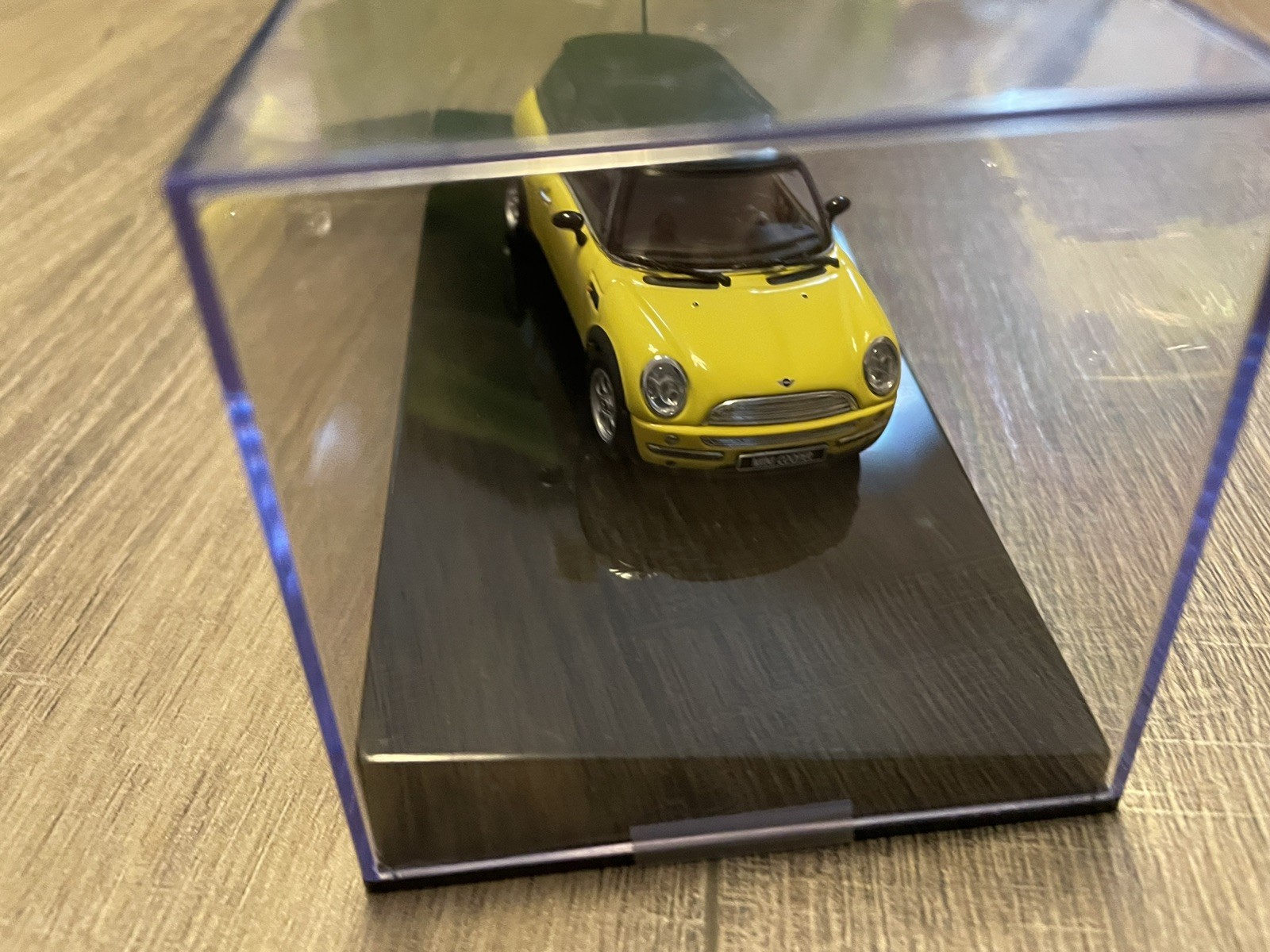 1/43 Autoart Bmw Mini Cooper Yellow Black Roof Minicar In Case