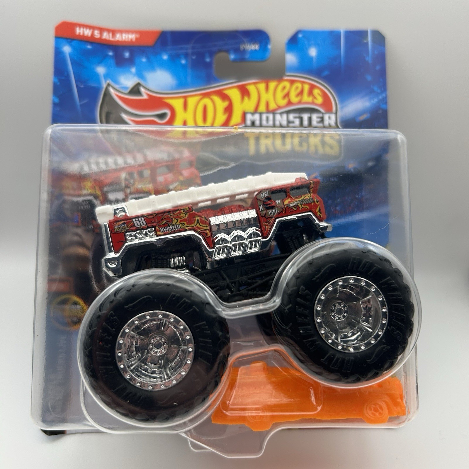 Hot Wheels Monster Trucks HW 5 Alarm Fire Truck Red Flames 1:64 New