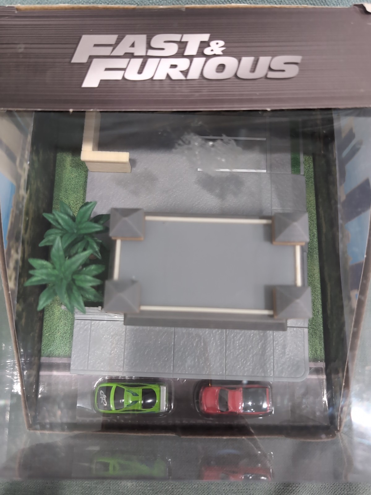 Universal Fast and Furious Nano Scene Toretto Cafe Die Cast Vehicles NIB