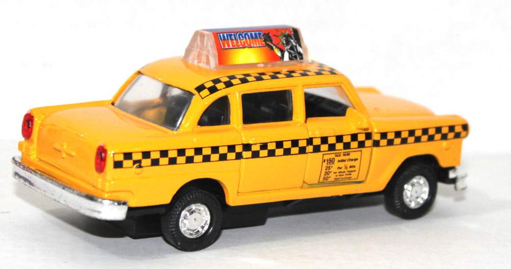 Die cast Classic New York City Old Fashion Yellow Taxi Cab toy model 5 inch size