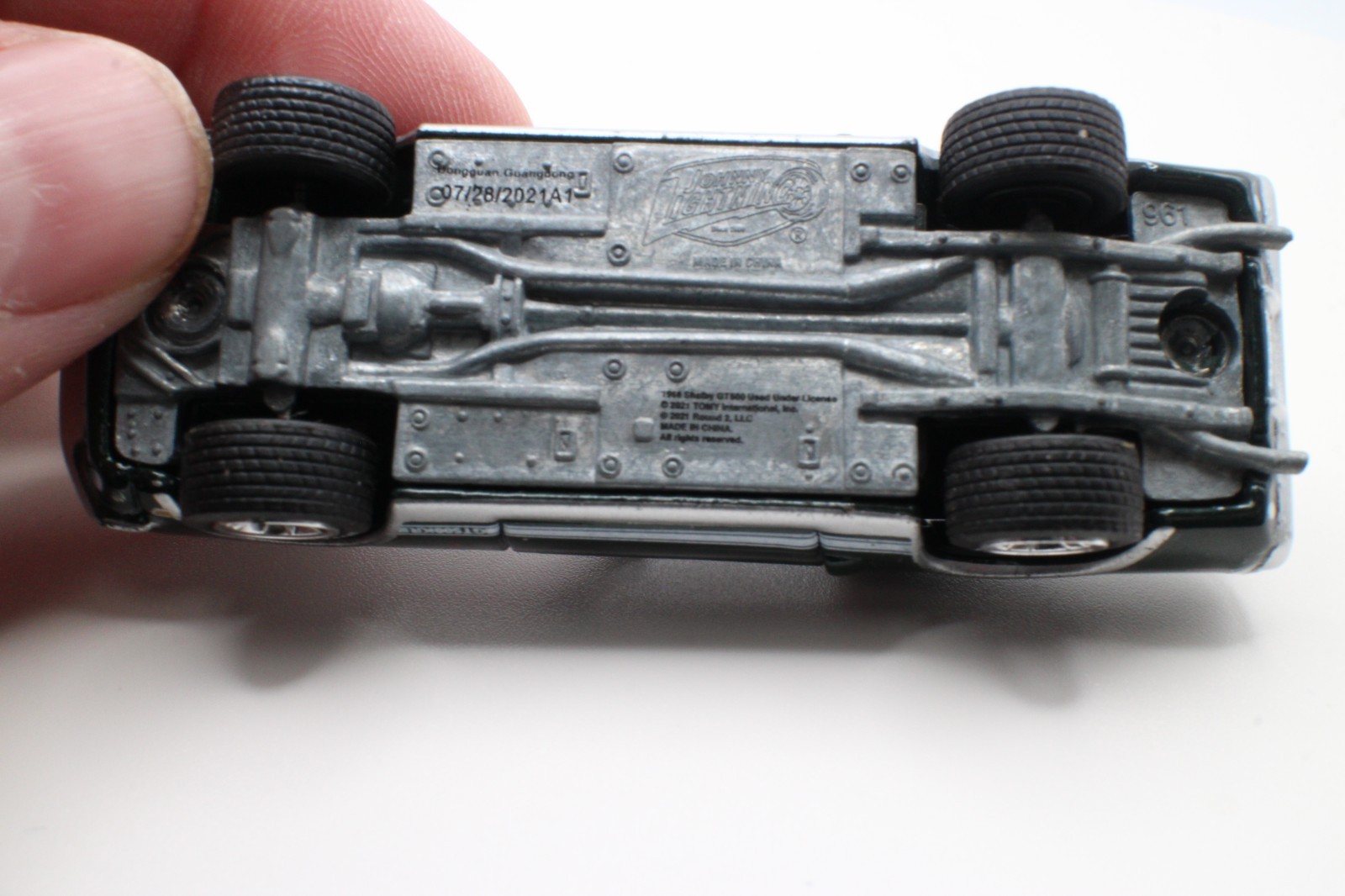 Johnny Lightning 1968 Shelby GT500KR Dark Green Metallic 1:64 Loose Rubber Tires
