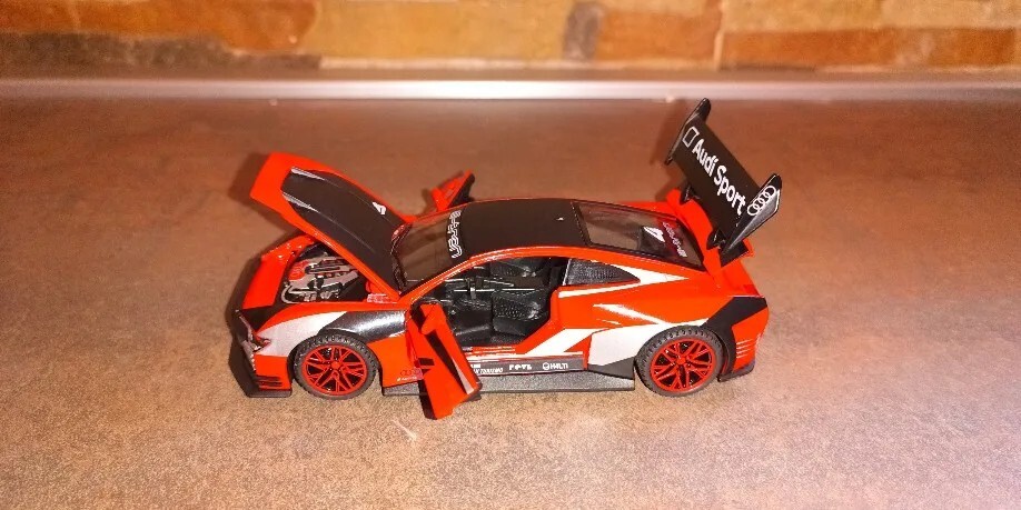 1:32 Audi GT Alloy Sports Racing Car Model Diecast & Toy Vehicle Metal Car Model