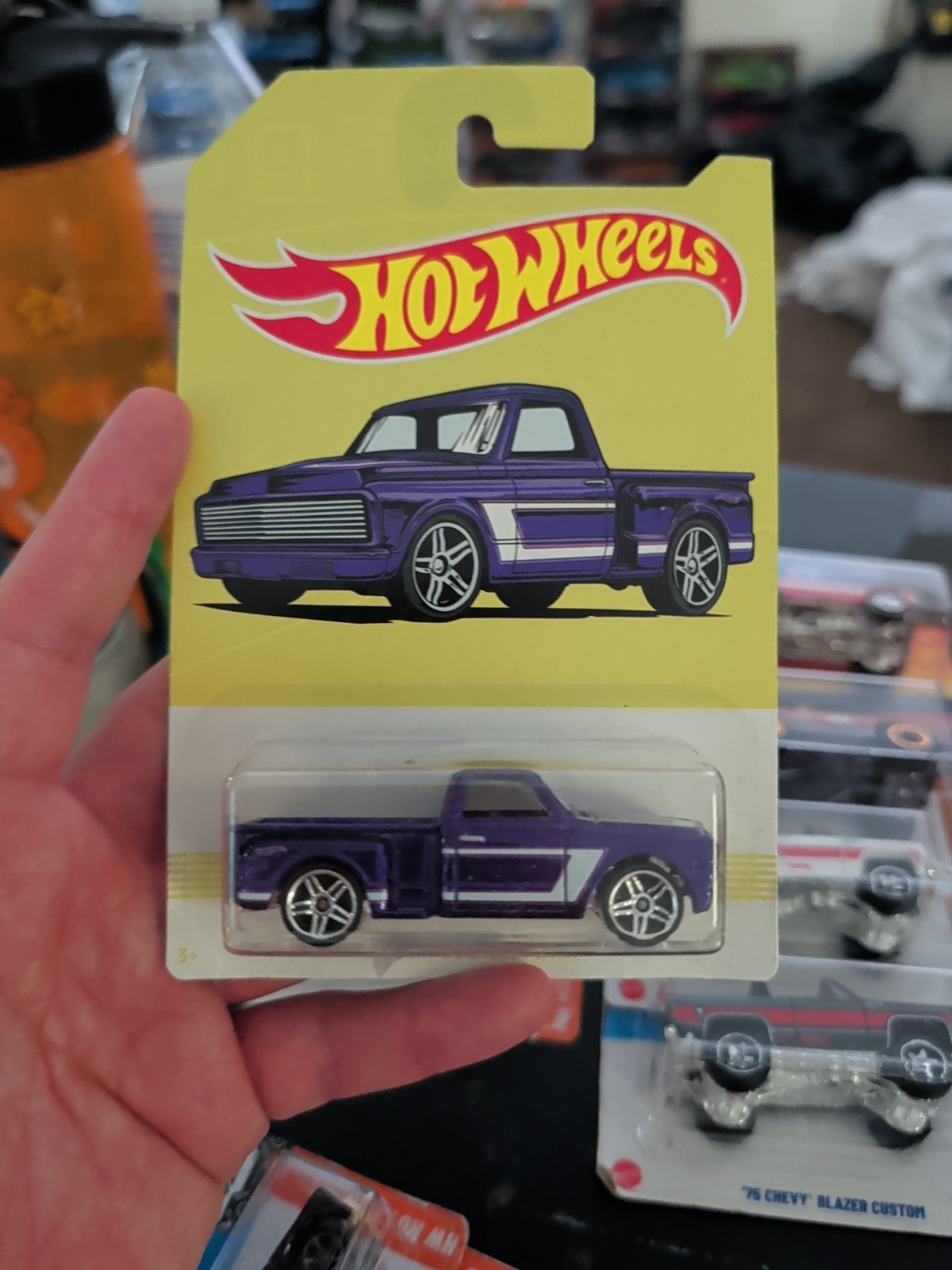 Hot Wheels Hot Trucks 1:64 1967 Chevrolet ’67 Chevy C10 Purple Diecast Unopened