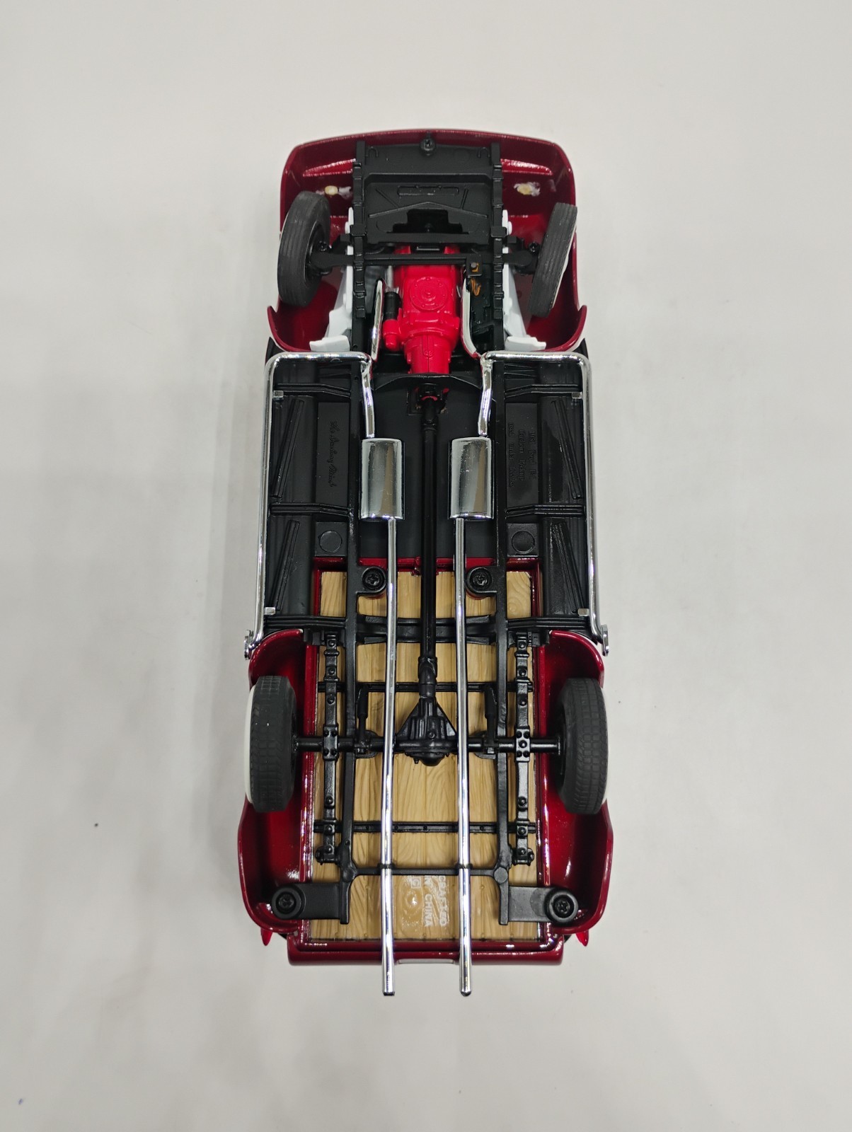 Danbury Mint 1:24 Scale Deep Metallic Red 1951 Ford F-1 Custom Pickup
