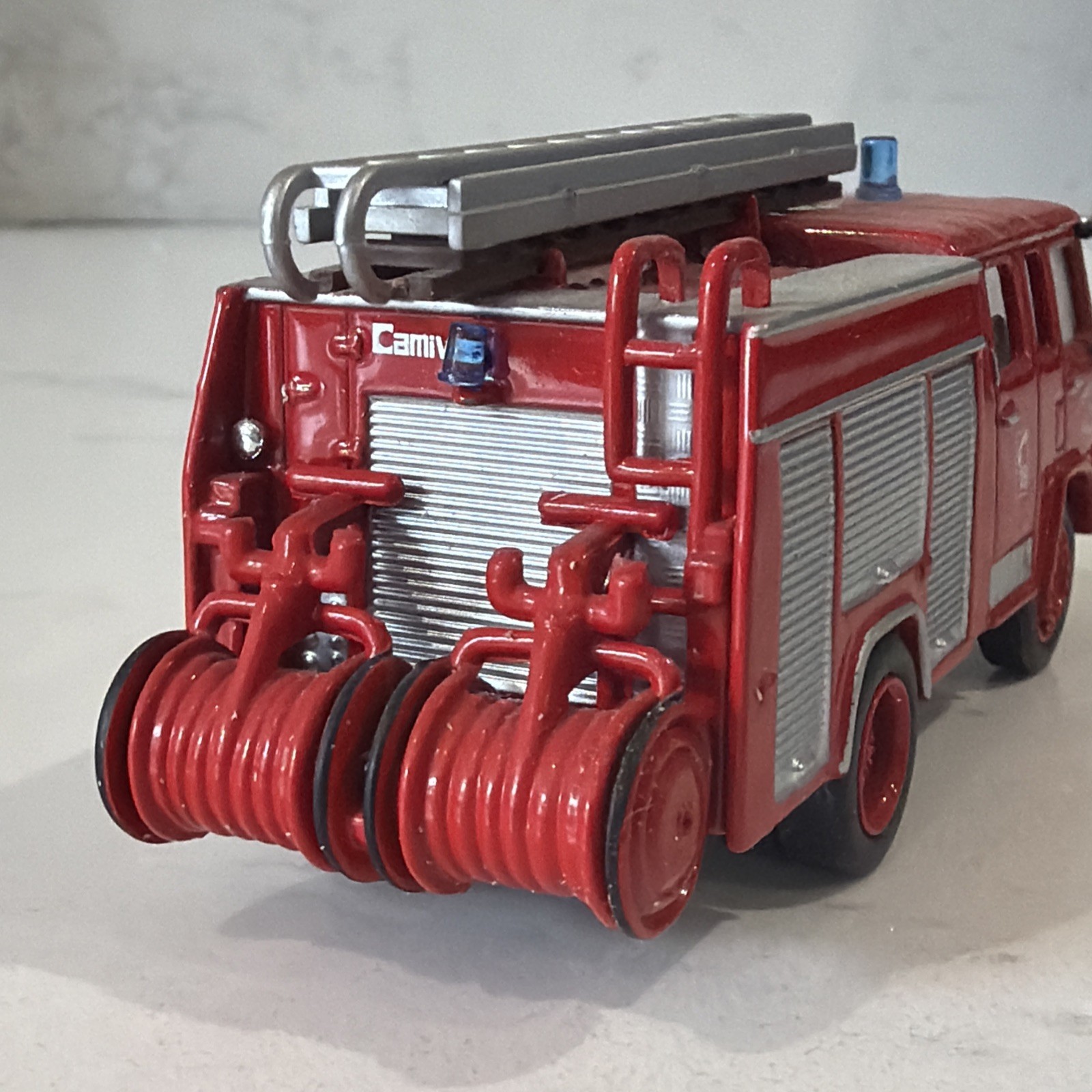 1:72 scale French truck 1980 Berliet 770 KB 6 diecast model fire engine