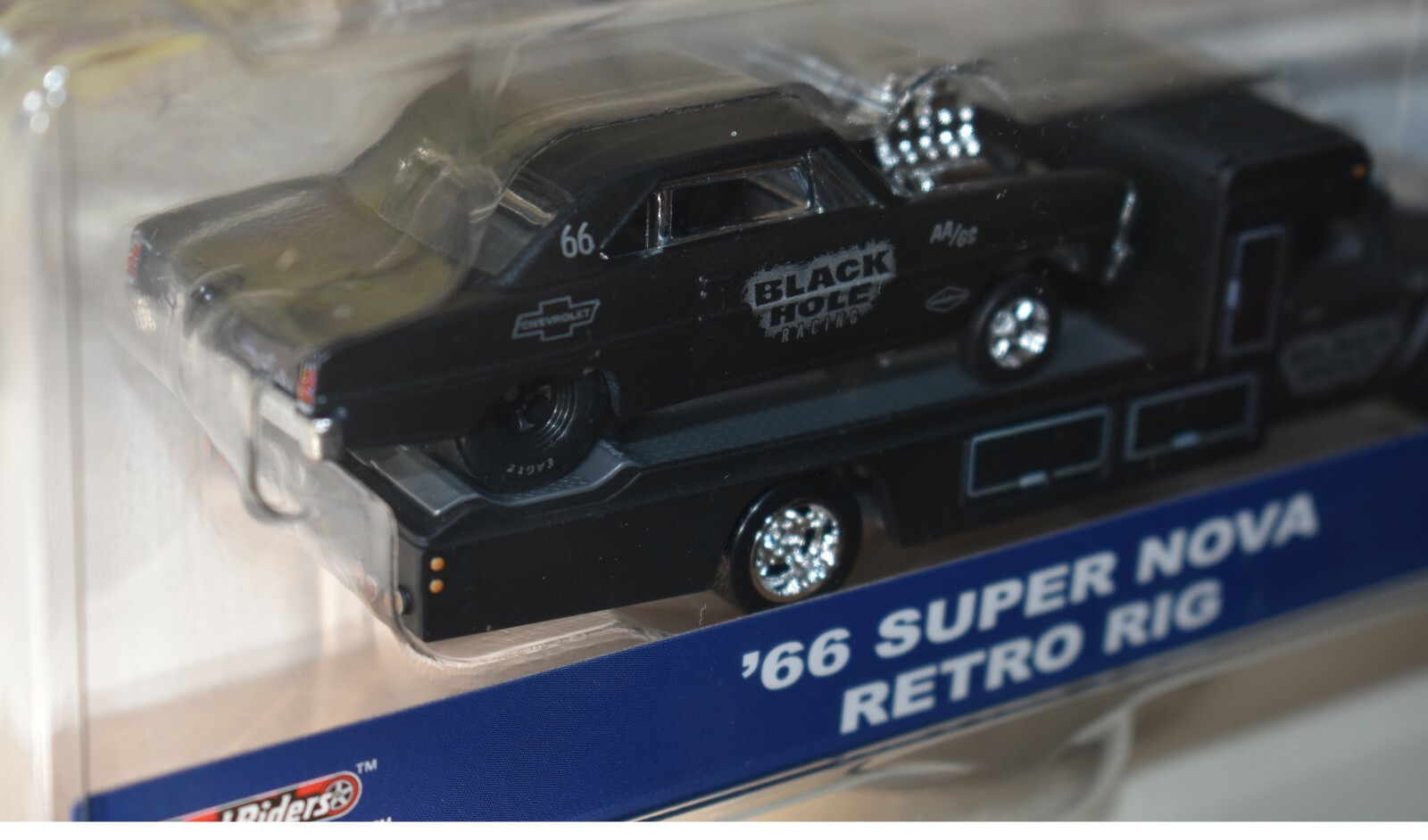 Hot Wheels Team Transport ’66 SUPER NOVA RETRO RIG # 7 NEW