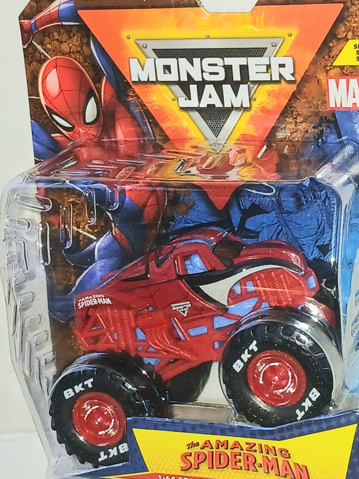 🥓⛽️Monster Jam RED MARVEL Series 2 ⛽️🥓The Amazing SPIDER-MAN TRUCK