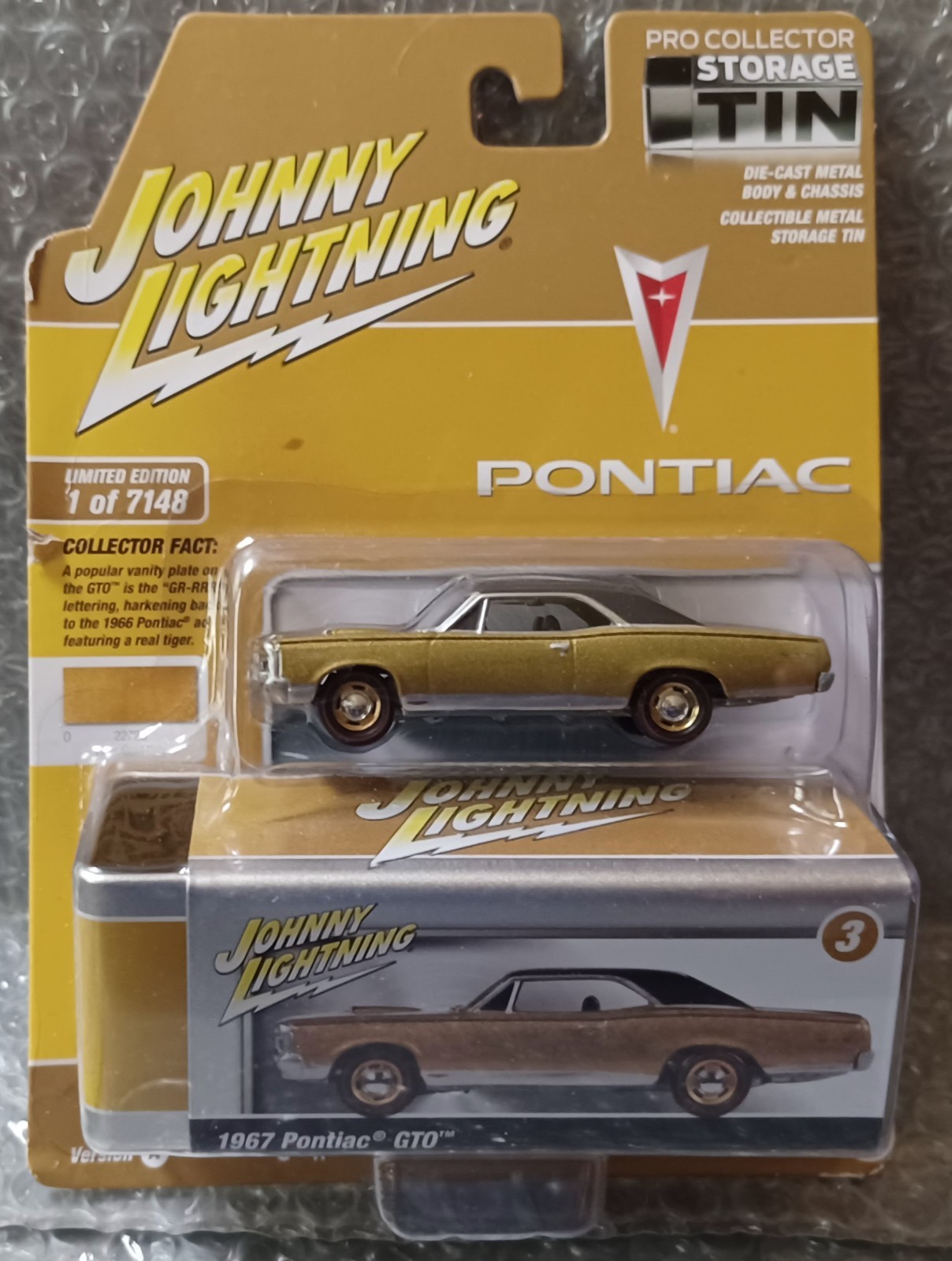 2023 Johnny Lightning 1967 Pontiac GTO with Storage Tin