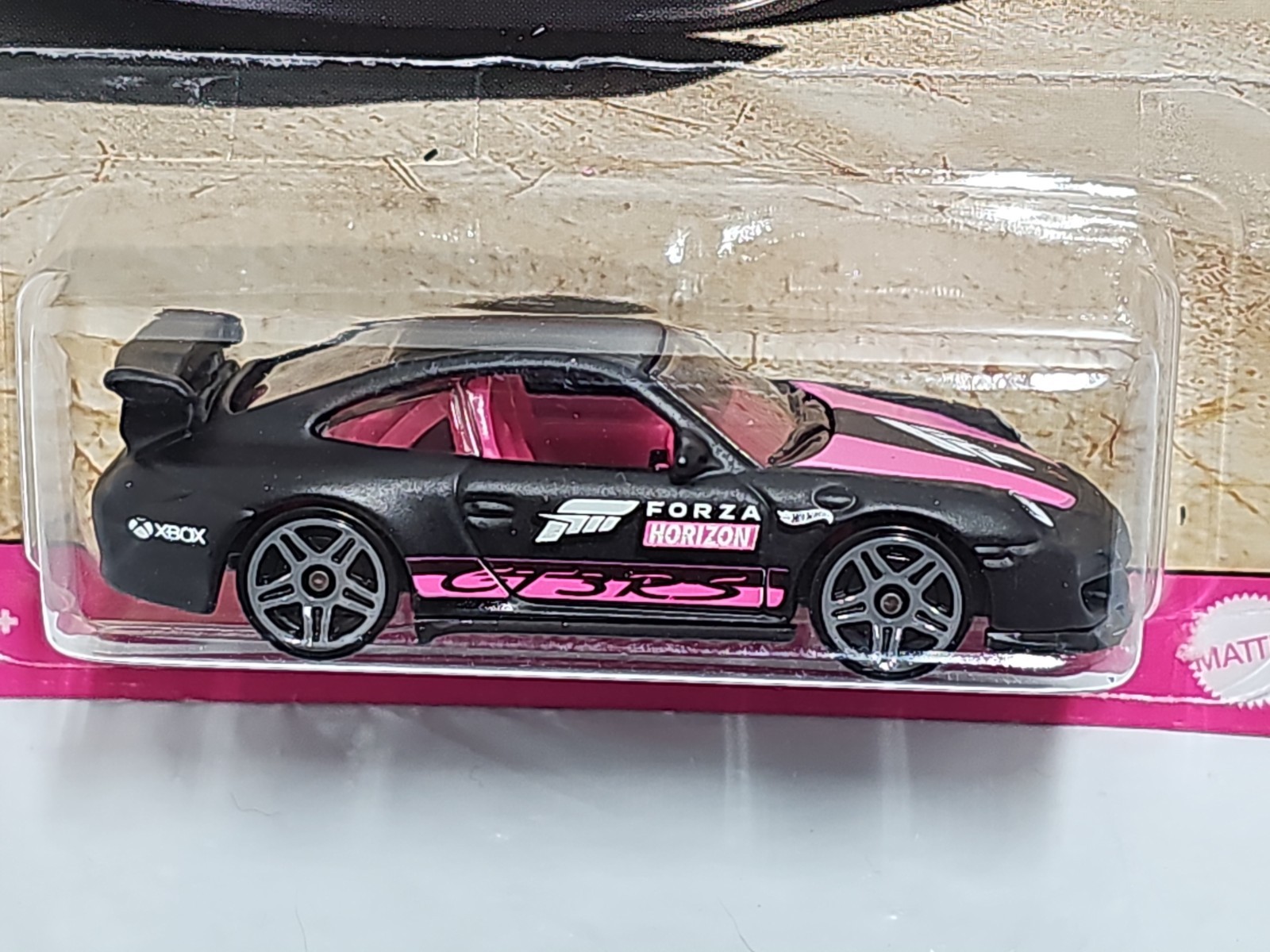 Hot Wheels 2021 Forza Horizon Porsche 911 GT3 RS 2/5 Black and Pink