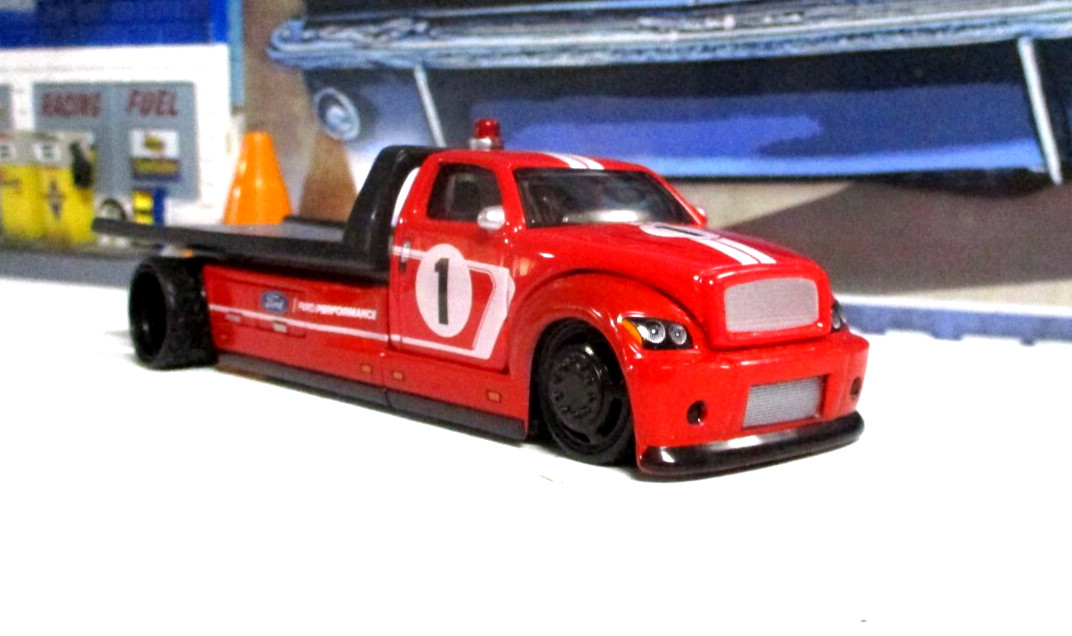 Maisto Design Elite Flatbed Transport New/Loose Metal/Plastic Rubber Tires!